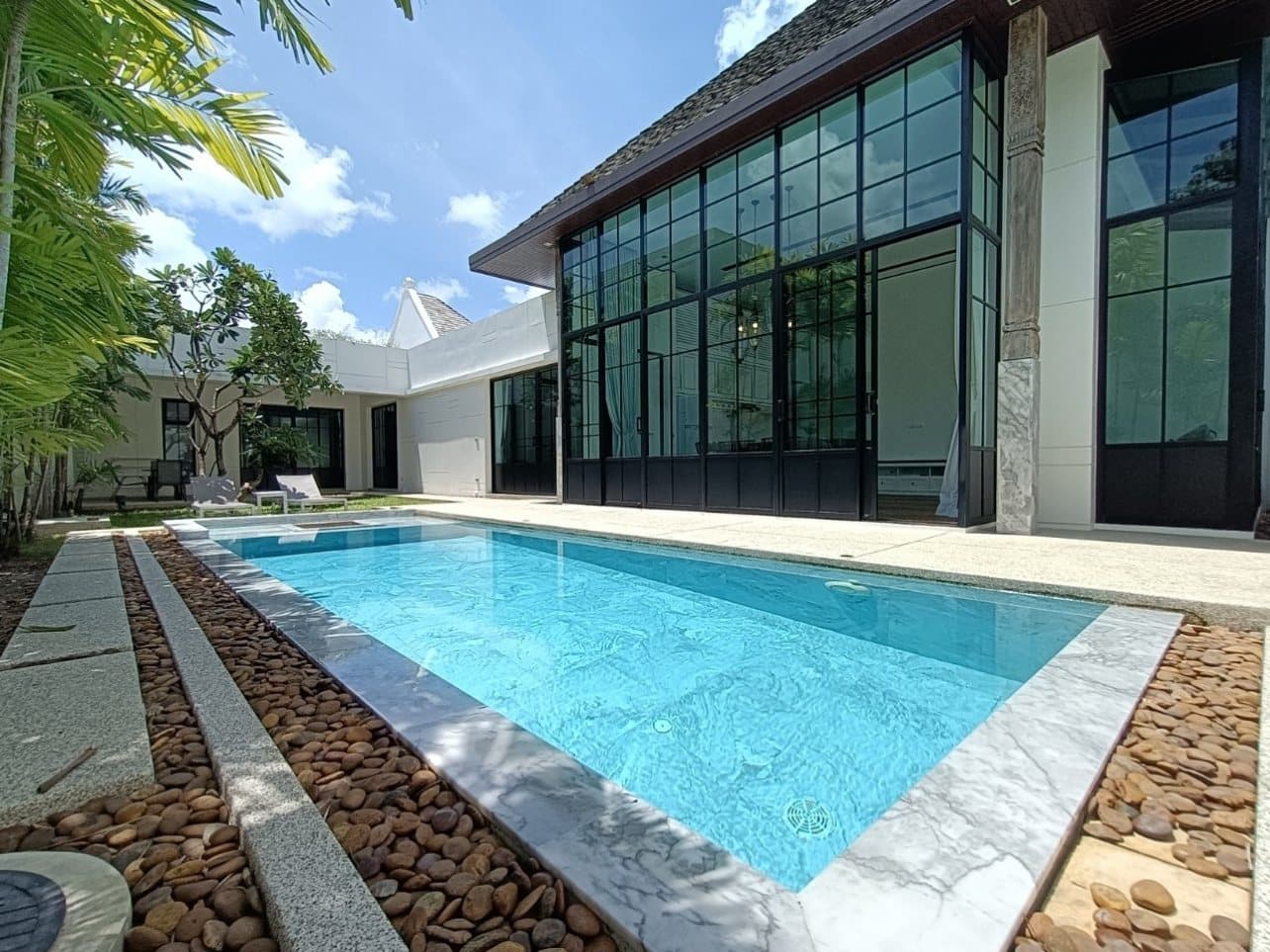 Mono Luxury Villas Pasak